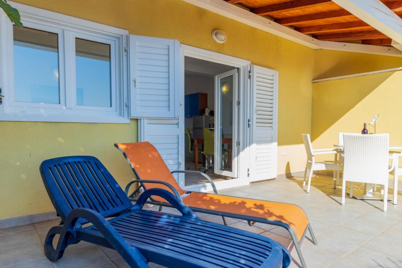 Apartments Villa Mandolina Marusici  Luaran gambar