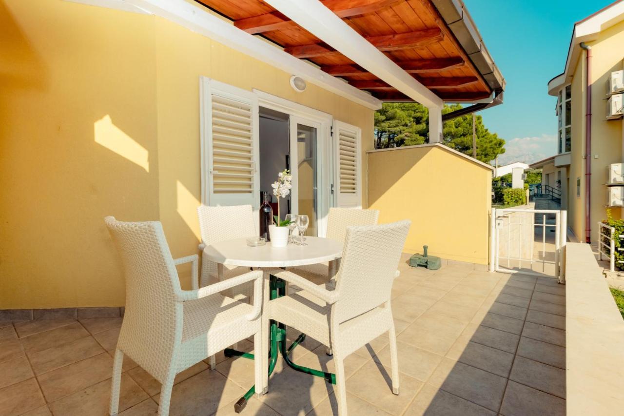 Apartments Villa Mandolina Marusici  Luaran gambar